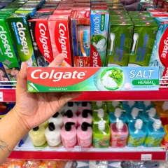 Nơi lấy sỉ kem Đánh Răng Colgate Muối Thảo Dược 225g