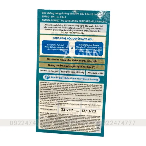 Kem chống nắng Anessa Perfect UV Sunscreen Skincare Milk màu xanh 60ml