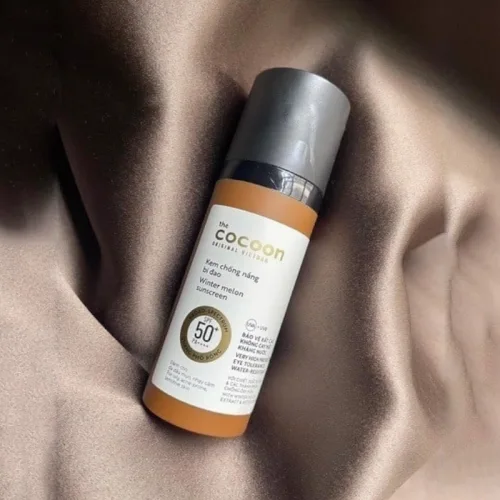 Cocoon Kem Chống Nắng Bí Đao 50ml Cho Da Dầu Mụn Nhạy Cảm