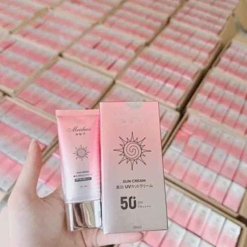Nơi lấy sỉ kem Chống Nắng Meiduzi Dạng Sữa Nâng Tone