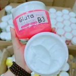 Kem dưỡng da toàn thân 250g Gluta Plus Vitamin B3 Whitening Serum