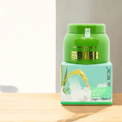 Kem dưỡng da body Sắc Hương hương hoa sữa gạo, hộp xanh 130ml