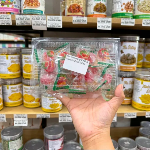 Kẹo bắp nhân chảy tạo điểm nhấn cho quầy