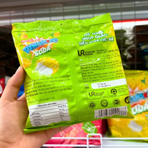 Kẹo Dynamite nhân soda chanh gói 96g