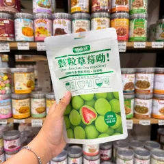 Nơi lấy sỉ kẹo Socola Bọc Dâu Tây Thơm Ngon Vị Matcha 60g - Bịch Xanh Lá