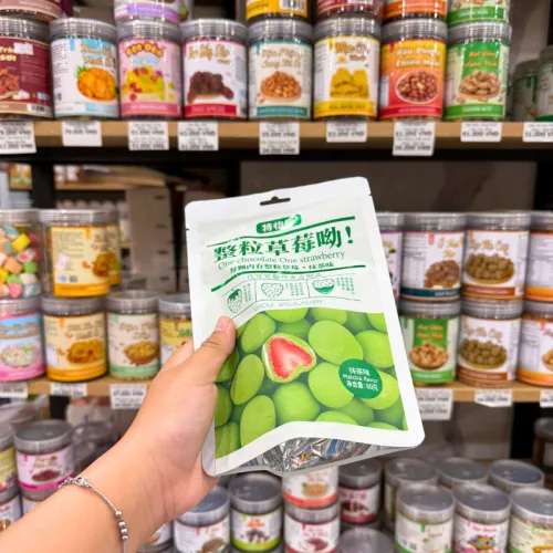 Nơi lấy sỉ kẹo Socola Bọc Dâu Tây Thơm Ngon Vị Matcha 60g - Bịch Xanh Lá