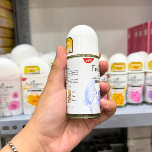 Chuyên sỉ lăn Khử Mùi Enchanteur Magic 72h 50ml - Lăn Nách Dưỡng Sáng Da Màu Xanh Dương