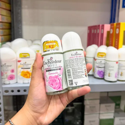 Lăn Nách Enchanteur Romantic Dưỡng Sáng Da 72h 50ml Hồng