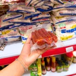 Nguồn hàng sỉ lạp Xưởng Chaos Sua 500gr Thái Lan Dây Vàng