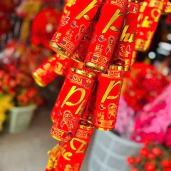 Loa Pháo Hoa Điện Tử Âm Thanh Lớn Kèm Đồ Điều Khiển Gồm 18 Pháo