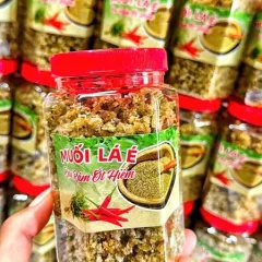 Muối kết hợp lá é, rau râm và ớt hiểm