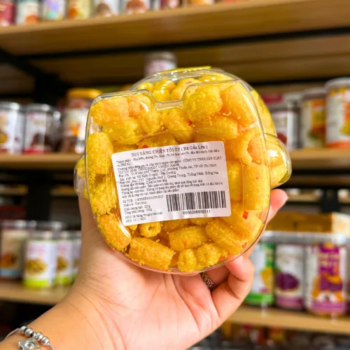 Nui Vàng Chiên Tỏi Ớt Đậm Vị Đựng Trong Hũ Gấu Lớn 330g