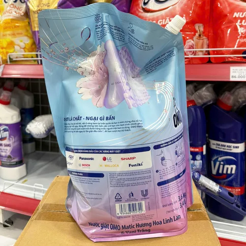 Nước giặt OMO Matic 3.6kg cửa trước, hương Hoa Linh Lan & Vani Trắng