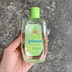 Chỗ sỉ nước Hoa Em Bé Johnsons Summer Swing Baby Cologne Màu Xanh 125ml Hương Thơm Nhẹ Nhàng Thoang Thoảng