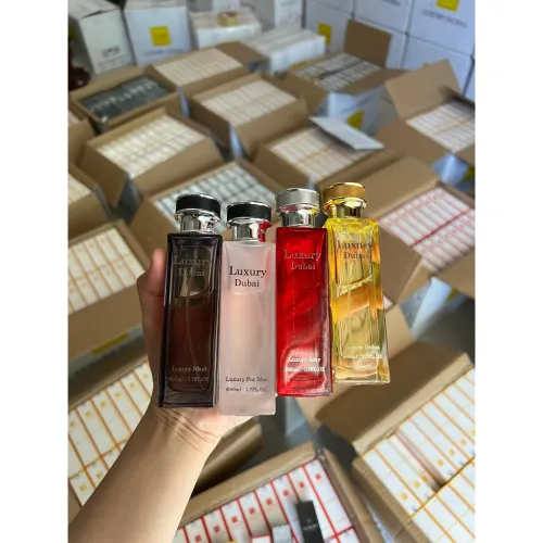 Chỗ sỉ nước Hoa Luxury Dubai Luxury Black Màu Đen Mùi Nam 50ml