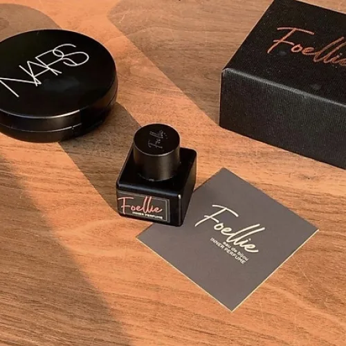 Foellie Eau De Bijou Nước Hoa Vùng Kín Dạng Lăn 5ml