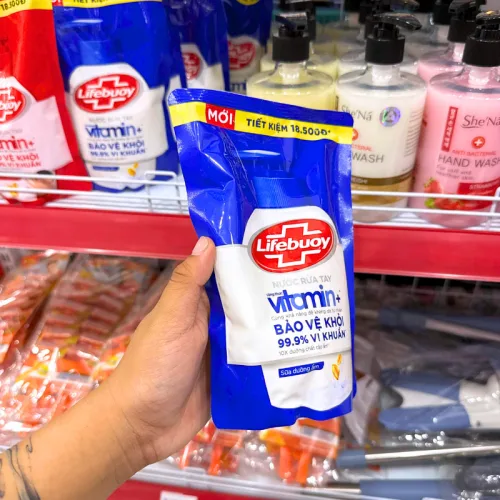 Nước rửa tay LIFEBUOY Sữa Dưỡng Ẩm dạng túi xanh dương 400g