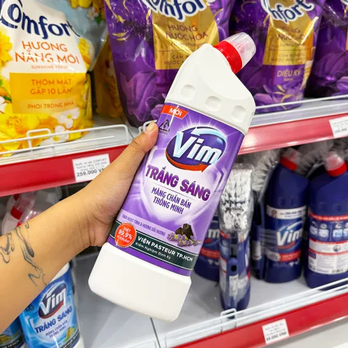 Chỗ sỉ nước Tẩy Bồn Cầu Vim Than Hoạt Tính & Hương Oải Hương 880ml - Chai Màu Tím