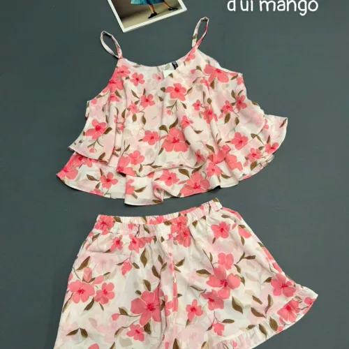 Nguồn hàng sỉ đồ bộ nữ 2 dây quần đùi hoa vải mango DD-95539