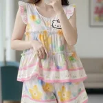 Đồ bộ nữ HT-95239 gồm áo tay cánh tiên và quần đùi chấm bi