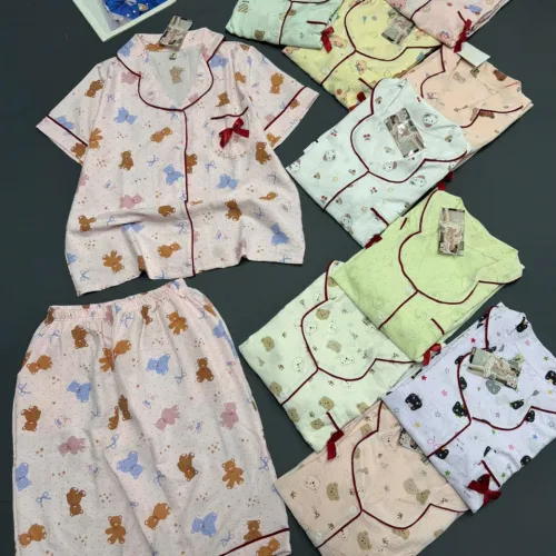 Bộ pijama nữ tay ngắn quần lửng phong cách Hàn Quốc