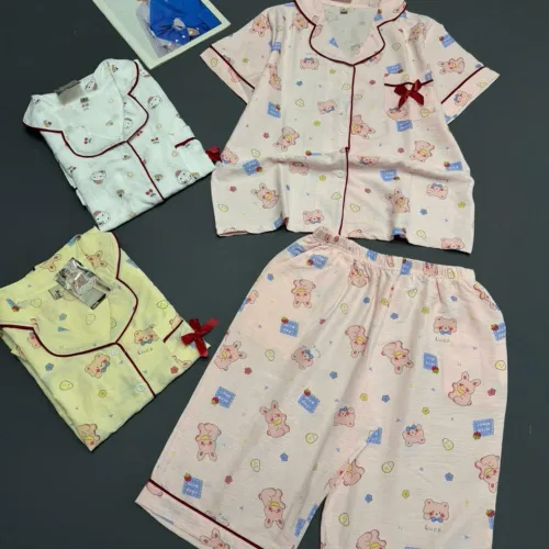 Bộ pijama nữ tay ngắn quần lửng phong cách Hàn Quốc