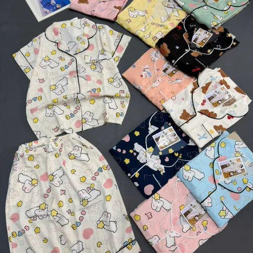 Bộ pijama nữ mango viền MT-9579 gồm áo tay ngắn và quần lửng