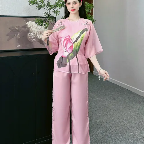 Phân biệt các mẫu quần lửng bằng chi tiết áo