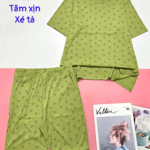 Kiểm tra gì trước khi nhập mẫu?