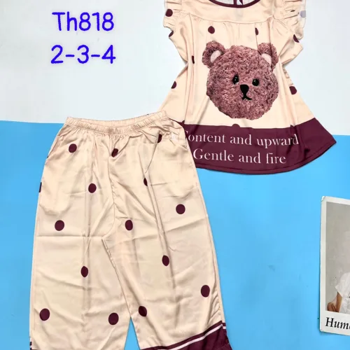 Nguồn hàng sỉ đồ bộ vải tonl quần lửng áo sát nách bèo in nhiều hình – một lựa chọn đáng tham khảo trong đồ bộ vải tonl