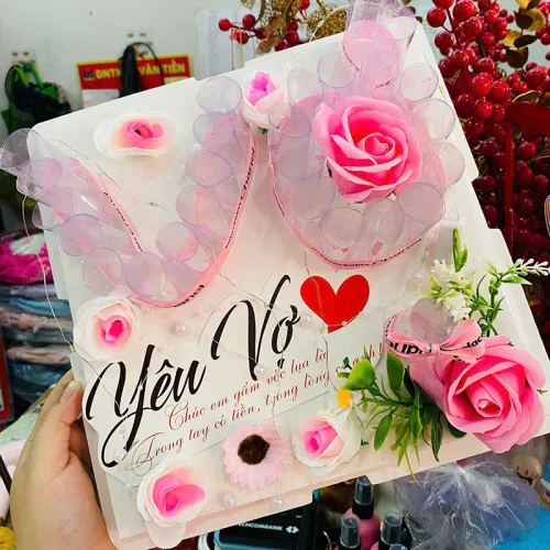 Khuôn Hoa Đựng Tiền Quà Tặng Ngày 8-3 Cho Phái Đẹp