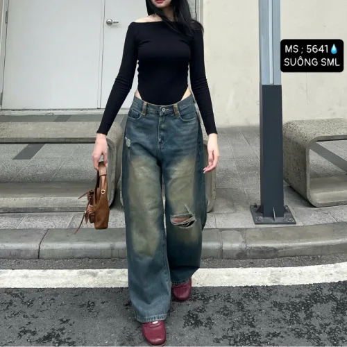 Kiểm tra nhanh trước khi đưa quần lên kệ