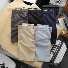 Quần short nam kaki co giãn Rurumen họa tiết nhí QB415