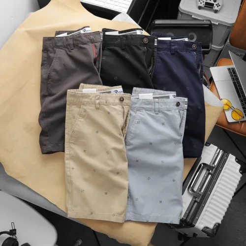 Quần short nam kaki co giãn Rurumen họa tiết nhí QB415