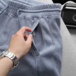 Nơi lấy sỉ quần Short Thun Nam Viền Sọc Ngang New Basic