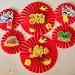 Chỗ sỉ set 6 Quạt Xếp Đỏ In Ép Kim Nhiều Chữ Trang Trí Tết (Nhiều Mẫu)