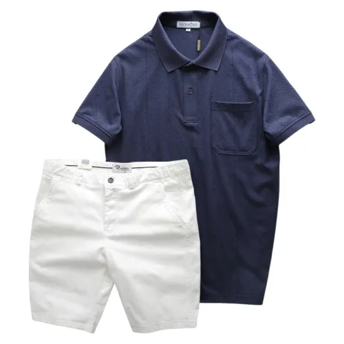 Bộ nam cao cấp: áo thun cổ bẻ túi trước ngực và quần short kaki, có size 3XL