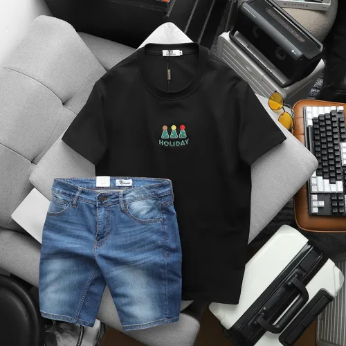 Bộ nam áo thun cổ tròn chữ Holiday cùng quần short jeans co giãn