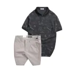 Set nam áo polo cổ bẻ in họa tiết phối quần short kaki co giãn, size 36