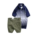 Bộ nam áo thun polo cổ bẻ phối sọc trắng và quần short kaki co giãn phối nút (có size 36)