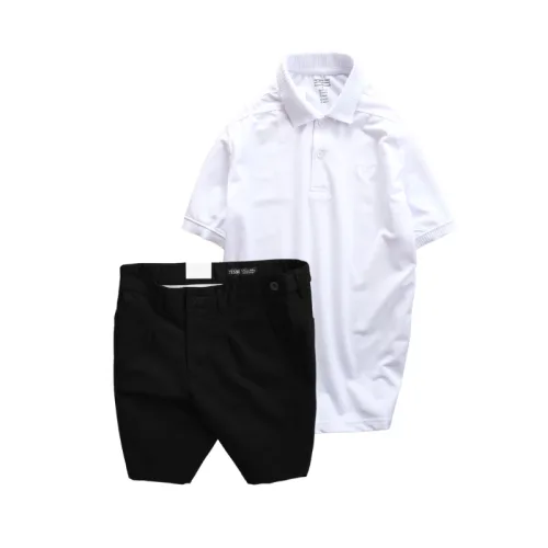 Bộ nam gồm áo thun polo cổ bẻ thêu logo trước ngực và quần short kaki co giãn phối nút cao cấp (có size 36)