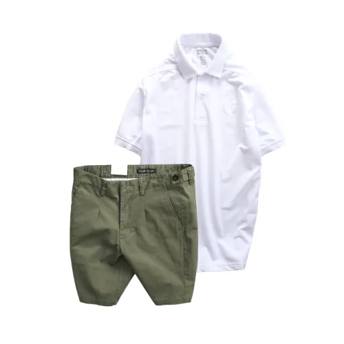Bộ nam gồm áo thun polo cổ bẻ thêu logo trước ngực và quần short kaki co giãn phối nút cao cấp (có size 36)
