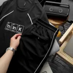 Bộ nam Pack Hourse in chữ Think viền sọc gồm áo thun cổ tròn và quần short