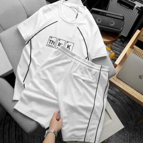 Bộ nam Pack Hourse in chữ Think viền sọc gồm áo thun cổ tròn và quần short