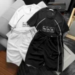 Bộ nam Pack Hourse in chữ Think viền sọc gồm áo thun cổ tròn và quần short