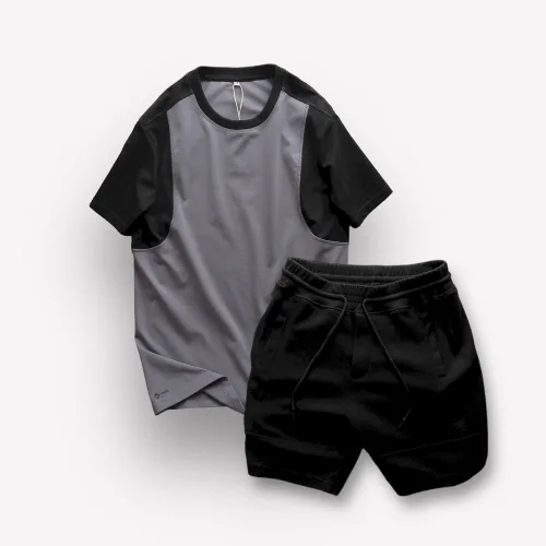 Bộ nam áo cổ tròn tay màu phối quần short thun sọc ngang chữ