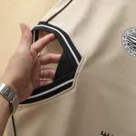 Bộ nam Bigsize: áo thun in logo trước ngực cổ tròn và quần short phối sọc đen