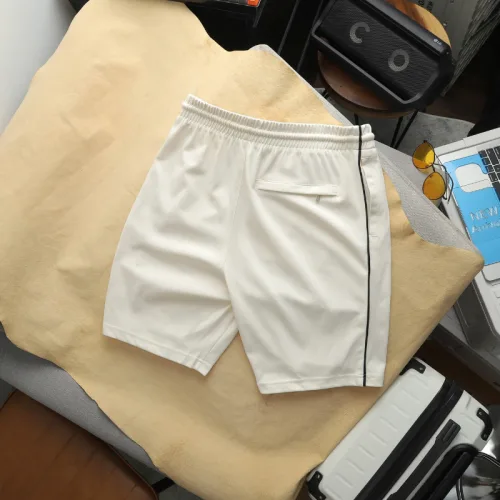 Bộ nam Bigsize: áo thun in logo trước ngực cổ tròn và quần short phối sọc đen