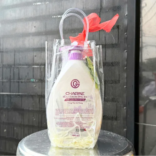 Sữa tắm Charme hương hoa oải hương tím 1 lít – set giỏ quà tặng