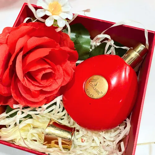 Shop sỉ set Hộp Quà Tặng Nước Hoa Nữ Charme Adore 50ml - Hộp Hoa Rơm Nhiều Màu